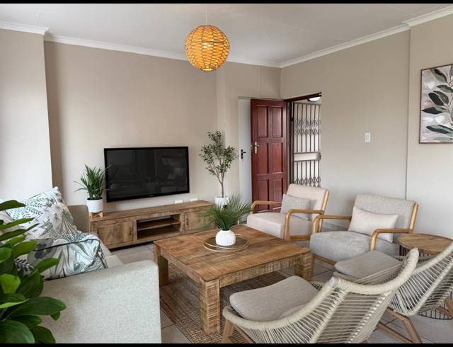 3 BEDROOM TOWNHOUSE FOR SALE IN WATERKLOOF EAST